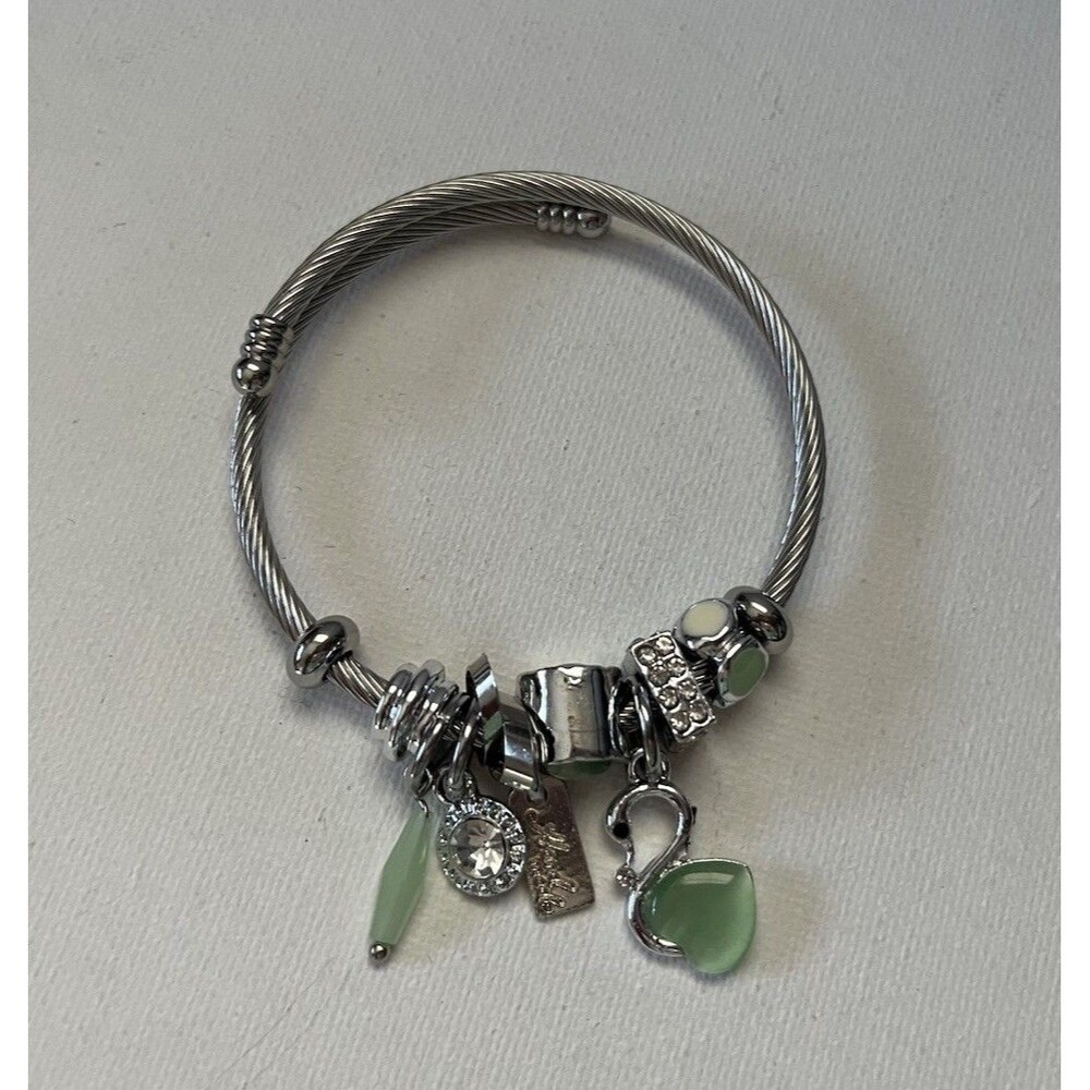 Swan Green Stone Charm Bracelet Silver Tone Flexible Wire Fairy Cottage